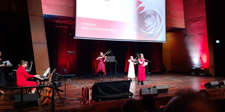 Powiększ grafikę: my-dla-niepodleglej-654747.jpg